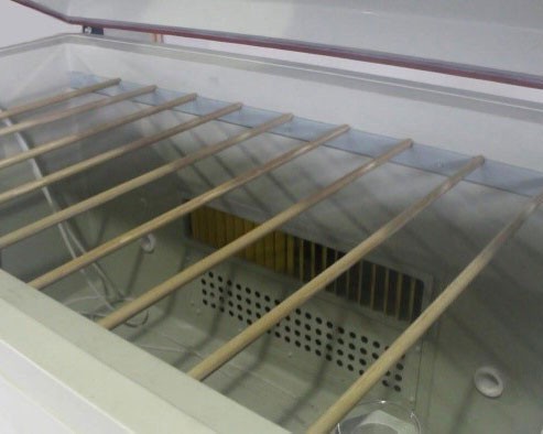 एएसटीएम बी 117 एजिंग स्वीकृत जंग कोहरे नमक स्प्रे पर्यावरण परीक्षण कक्ष 1